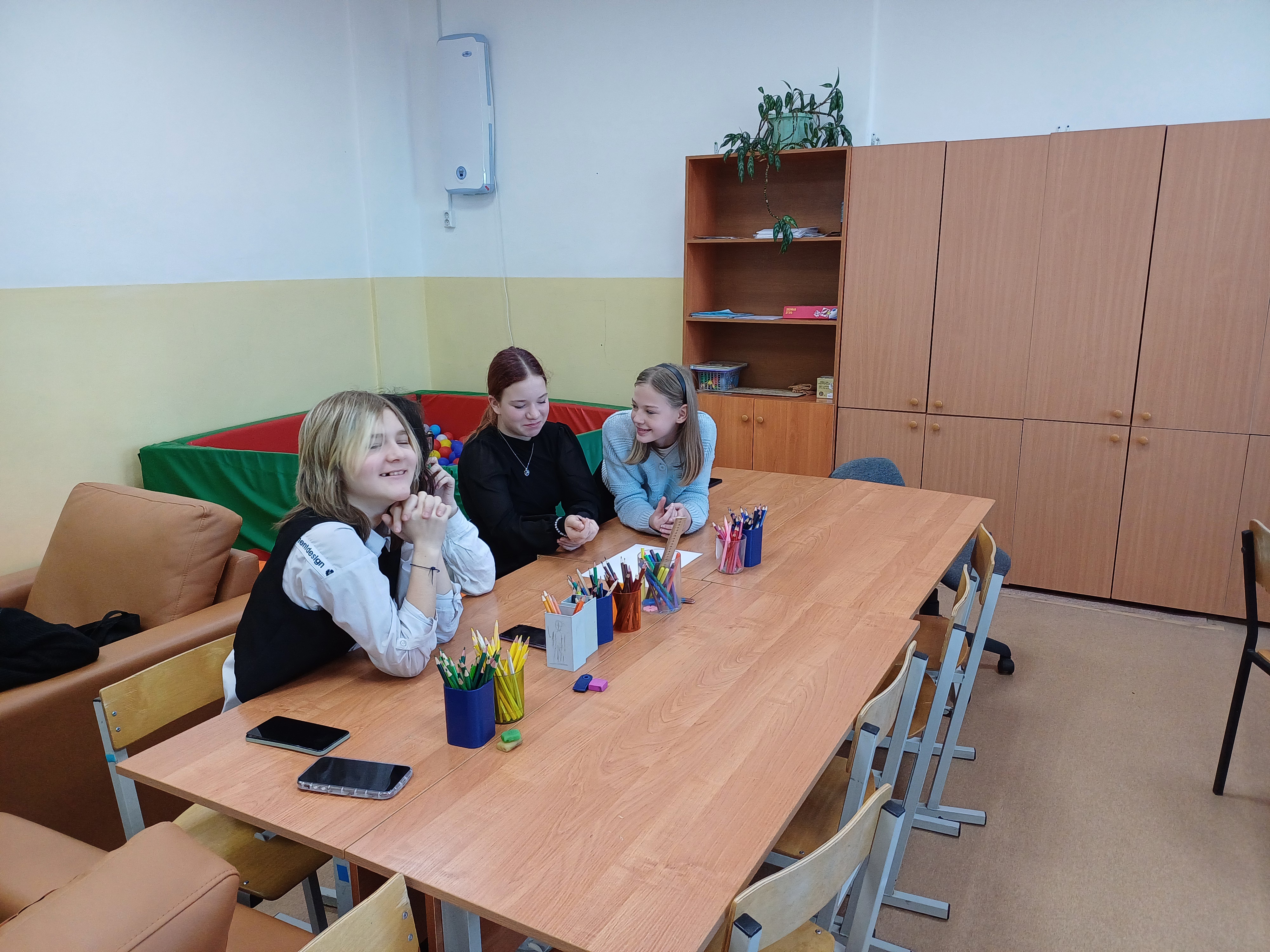 С 14 октября по 18 октября 2024 года в рамках плана работы педагога-психолога для учащихся школы была проведена осенняя Неделя Психологии..